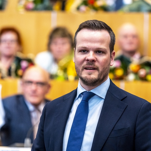 Amsterdamse VVD’er splitst zich af vanwege nieuwe leider die voorstelde ‘MeToo’tje te verzinnen’