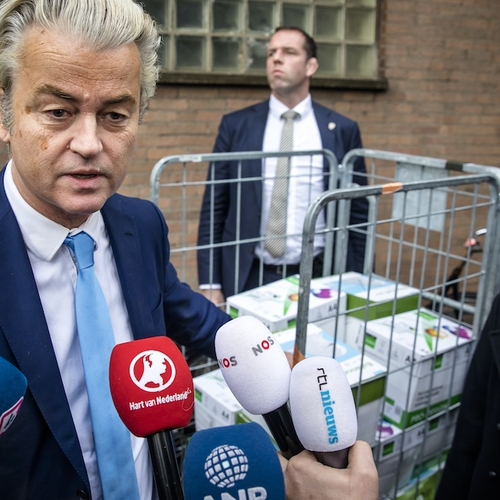 Marjolein Faber buitenspel gezet, Geert Wilders spreekt met twee tongen