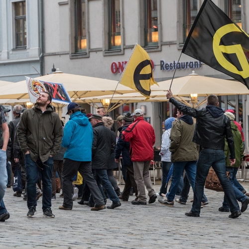 Dresden roept noodtoestand uit vanwege opkomst neonazi's