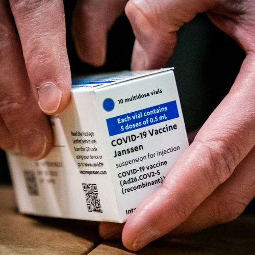 VS stopt met Janssen-vaccin na meldingen van zeldzame trombose