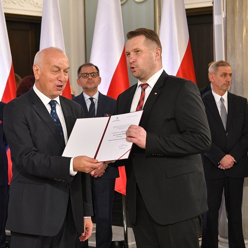 Poolse minister wil Hongaarse homohaatwet overnemen