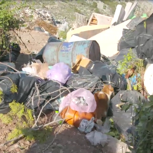 Veel te veel vuilnis op de Griekse eilanden wegens Ubertourism
