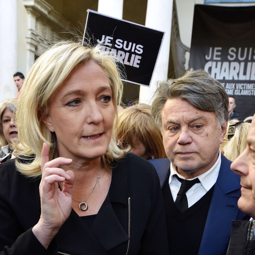 Front National weigert Charlie Hebdo de toegang bij verkiezingsbijeenkomst