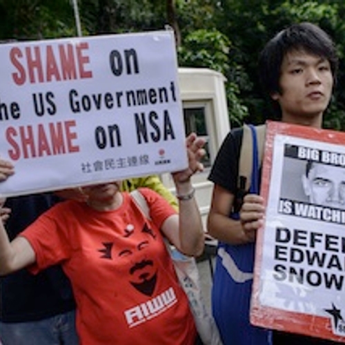 DWDD: moet Edward Snowden gratie verleend worden?