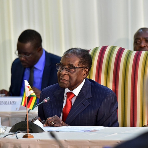 Dictator Mugabe (93) van Zimbabwe eindelijk afgetreden