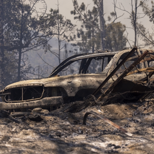 Verwoestende vuurzeeën op noordelijk halfrond direct gevolg klimaatcrisis