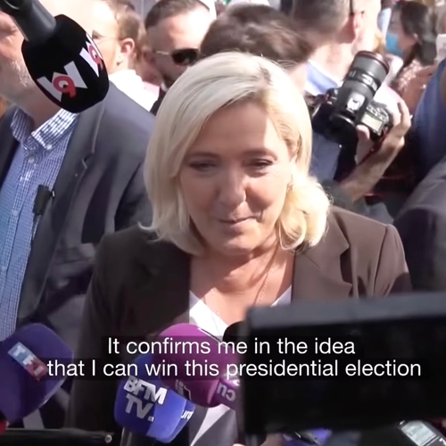 Le Pen in het nauw vanwege haar plan om vrouwen te verbieden een hoofddoek te dragen