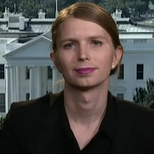 Klokkenluider Chelsea Manning opnieuw in de cel