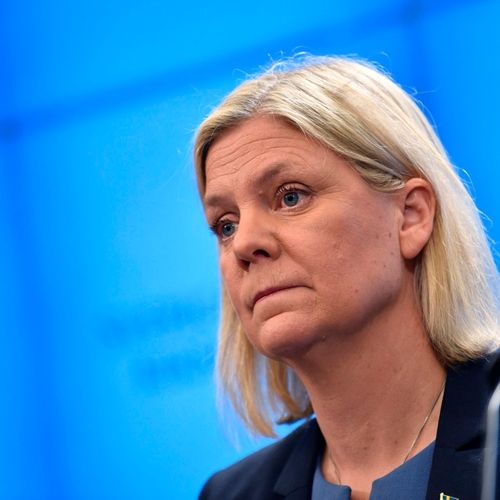 Eerste vrouwelijke Zweedse premier sneuvelt binnen dag