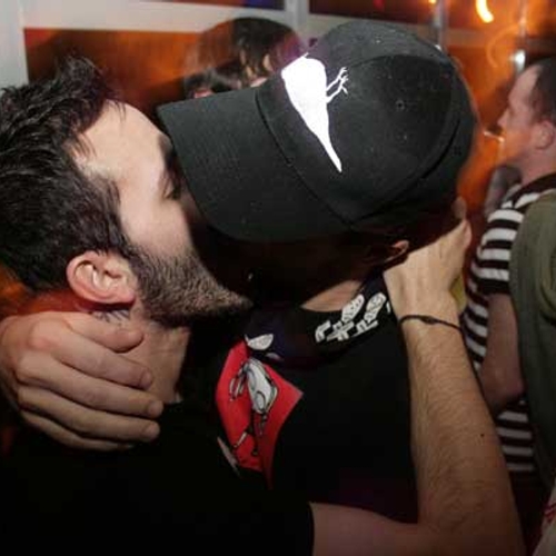 Gay clubs: safe spaces of schijnveiligheid?