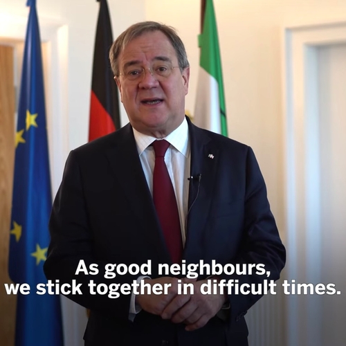 Afbeelding van Premier Rutte doet met Belgische en Duitse collega's gezamenlijk oproep: 'Blijf thuis!'