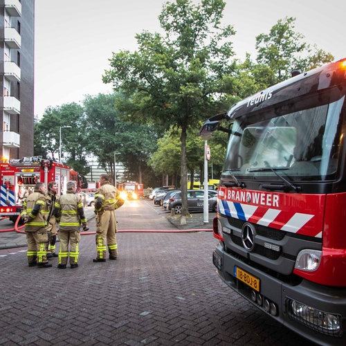 Brandstichting Amsterdam mogelijk vanwege regenboogvlaggen
