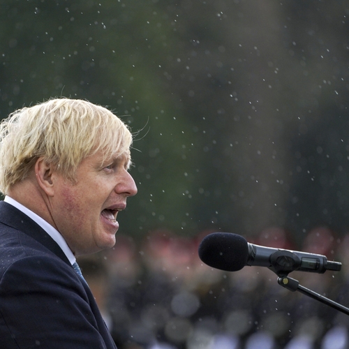 Traag ingrijpen Boris Johnson bij begin coronacrisis kostte 25.000 levens