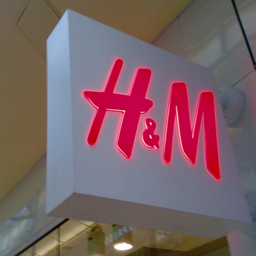‘Gevangenen in China werken gedwongen voor H&M en C&A’