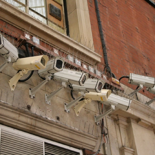 Russische hackers gluren via beveiligingscamera's in sportscholen, huizen, winkels