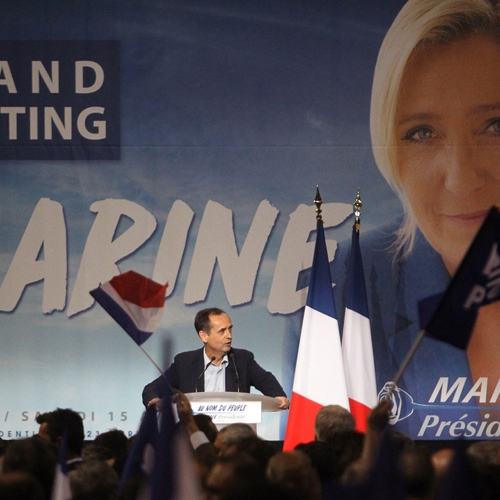 Adviseur van Marine Le Pen veroordeeld voor haatzaaien tegen moslims