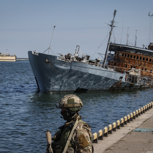 Corridor voor graanexport via Zwarte Zee komt dichterbij, Nederlandse marine wil helpen