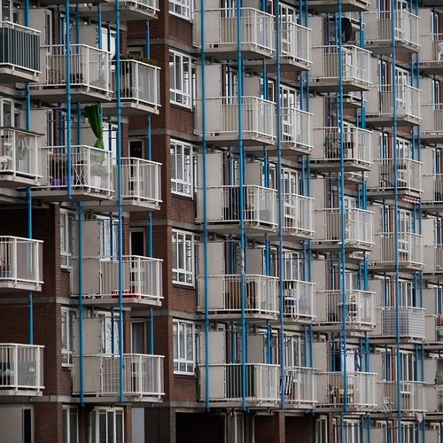 Rotterdam jaagt lage inkomens de stad uit