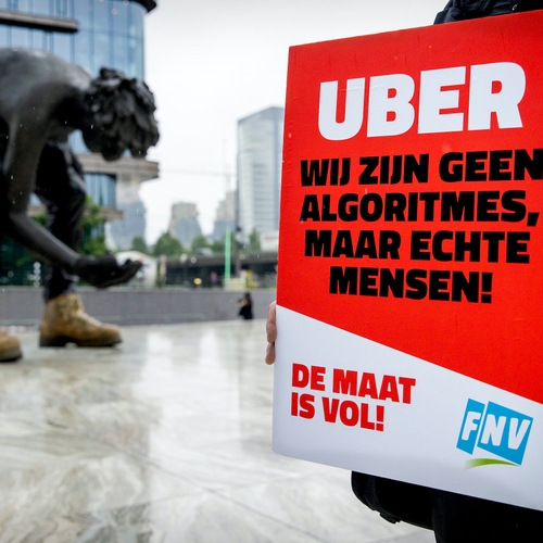 Afbeelding van Rechter: Uber-chauffeurs zijn werknemers en moeten dienstverband krijgen volgens cao