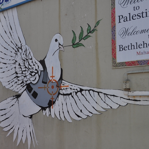 De voortdenderende trein van Israëlische kolonisering in de Palestijnse gebieden