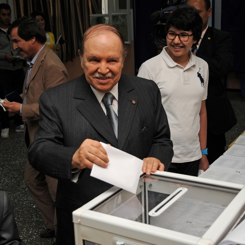 Algerijnse president Bouteflika treedt af
