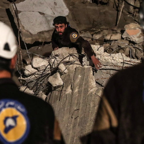 Achthonderd hulpverleners Witte Helmen uit Syrië geëvacueerd