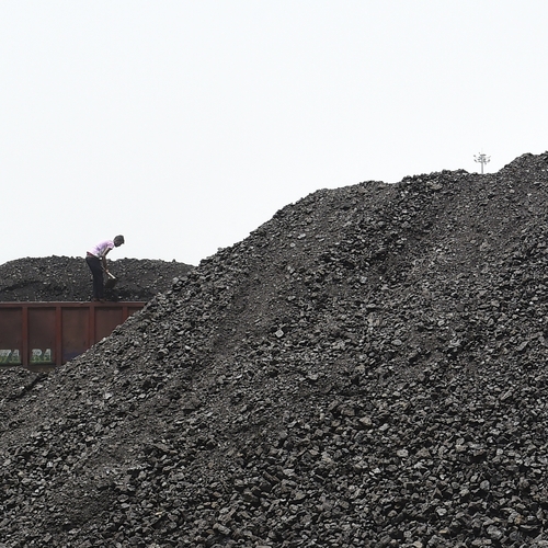 Tata Steel geeft niks om Oekraïners en koopt Russische kolen