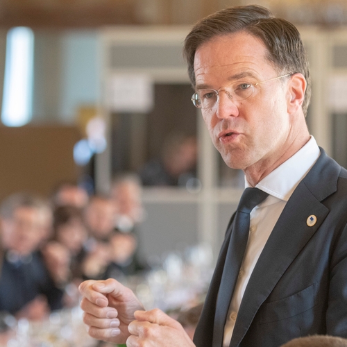 Afbeelding van Rutte wil bij Pauw in debat met captains of industry over lage lonen