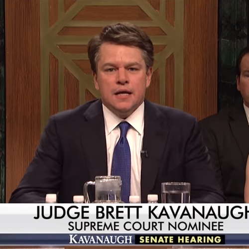 Matt Damon is hilarisch als Brett Kavanaugh bij Saturday Night Live