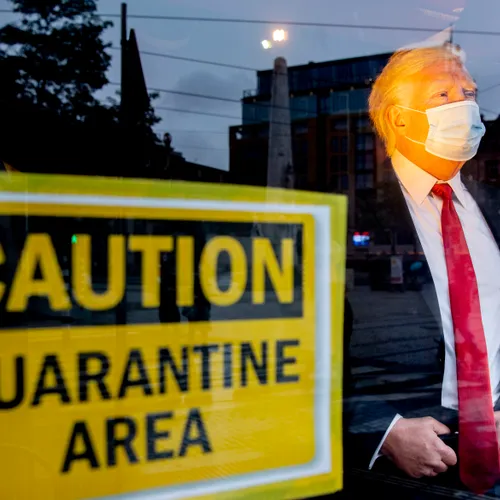 Trump wilde coronapatiënten naar Guantánamo Bay sturen