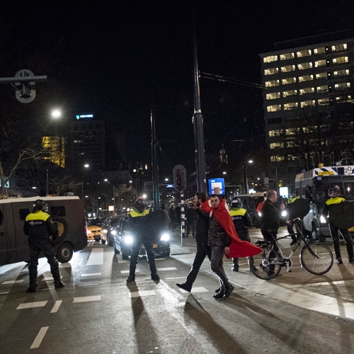Afbeelding van ‘Nederlandse politie mocht desnoods geweld tegen Turkse minister gebruiken’