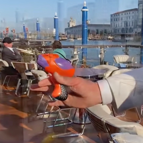 Hotels Venetië bewapenen gasten met waterpistolen ter verdediging tegen meeuwen