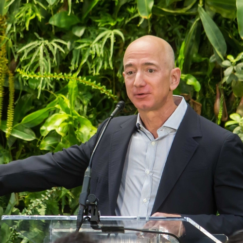 Afbeelding van ‘Saoedische kroonprins betrokken bij hacken Amazon-ceo Jeff Bezos’