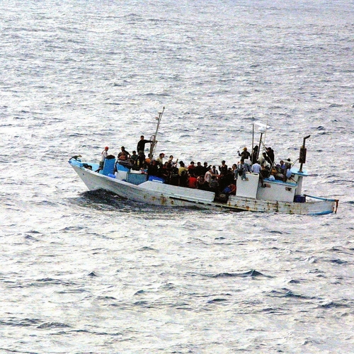 Griekse regering wil zeebarrière bouwen tegen vluchtelingen