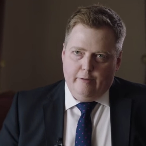 Gênant: IJslandse premier in het nauw door vragen over Panama Papers