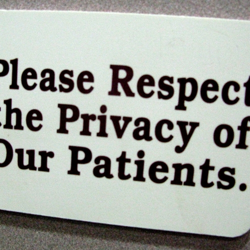 Minister Schippers, staak de aanval op privacy van patiënten