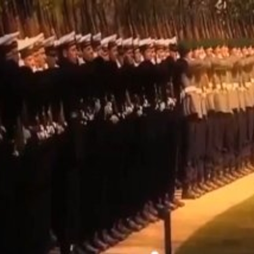 Bundeswehr plaatst ‘retro’-uniform met hakenkruizen op Instagram