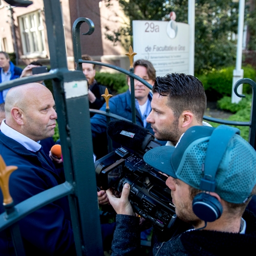 VVD laat kritische journalisten niet meer binnen