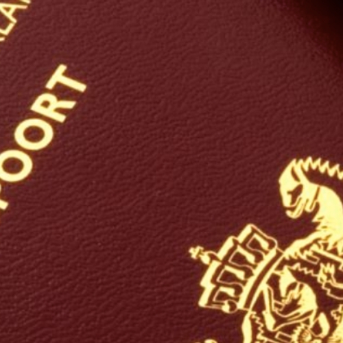 Afbeelding van Eerste genderneutrale Nederlandse paspoort uitgereikt