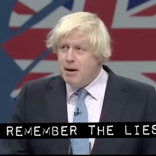 Boris Johnson gaat viraal als MC Hammer: U Can't Trust Me