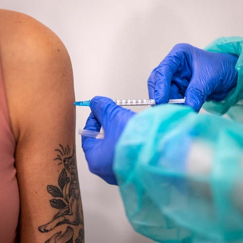 Berlijn schort vaccineren met AstraZeneca op voor personen jonger dan 60