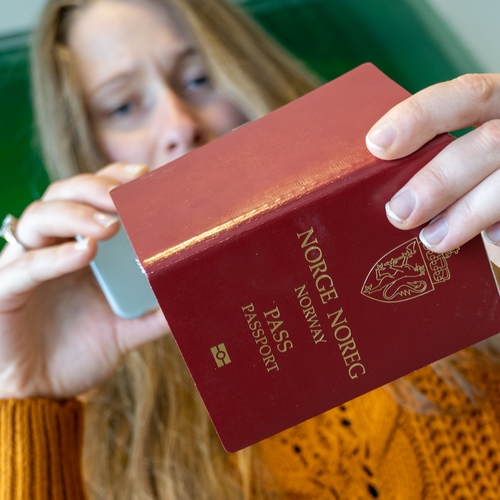 Universiteit Groningen dumpt professor Kochenov om rol bij paspoortenhandel