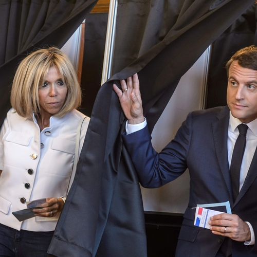 Ruime zege Macron in eerste ronde Franse parlementsverkiezingen