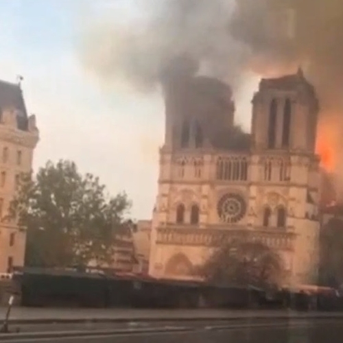 Grote brand in de Notre-Dame