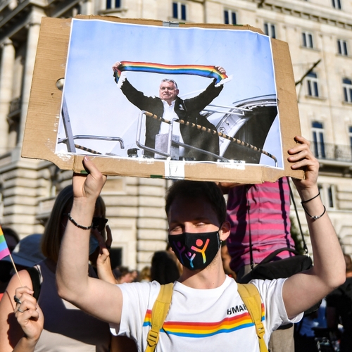 Anti-LGBT-wet in Hongarije wurgt kwetsbare minderheid
