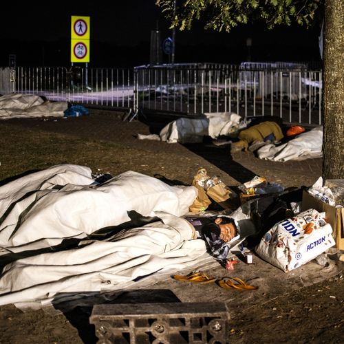 Afbeelding van Raad van Europa tikt kabinet-Rutte op de vingers: asielopvang Ter Apel 'onmenselijk en vernederend'