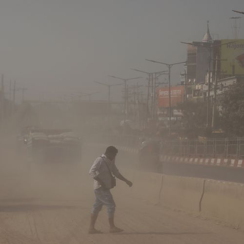 Afbeelding van Man mag niet worden uitgezet naar Bangladesh vanwege luchtvervuiling
