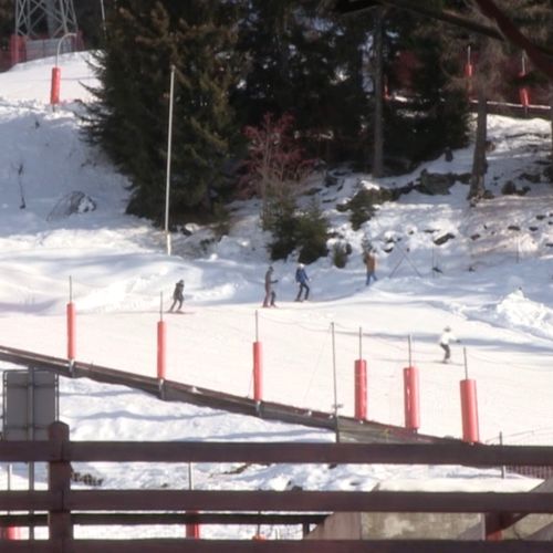 Afbeelding van Honderden Britse wintersporters onttrekken zich in Zwitserland aan verplichte quarantaine