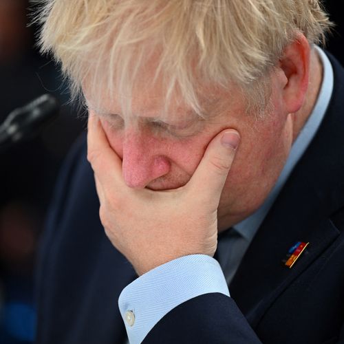 Afbeelding van Boris Johnson verder in het nauw, raakt nóg meer ministers kwijt