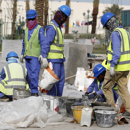 Afbeelding van Uitgebuite arbeidsmigranten Qatar moeten miljarden betalen